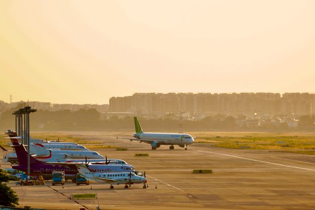 Elevating Aviation Experiences. Optimizing Operations.